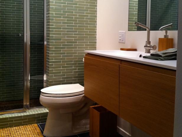 RMS-emanueljay_bathroom-mid-century-modern-vanity-toilet-shower-tile_s4x3