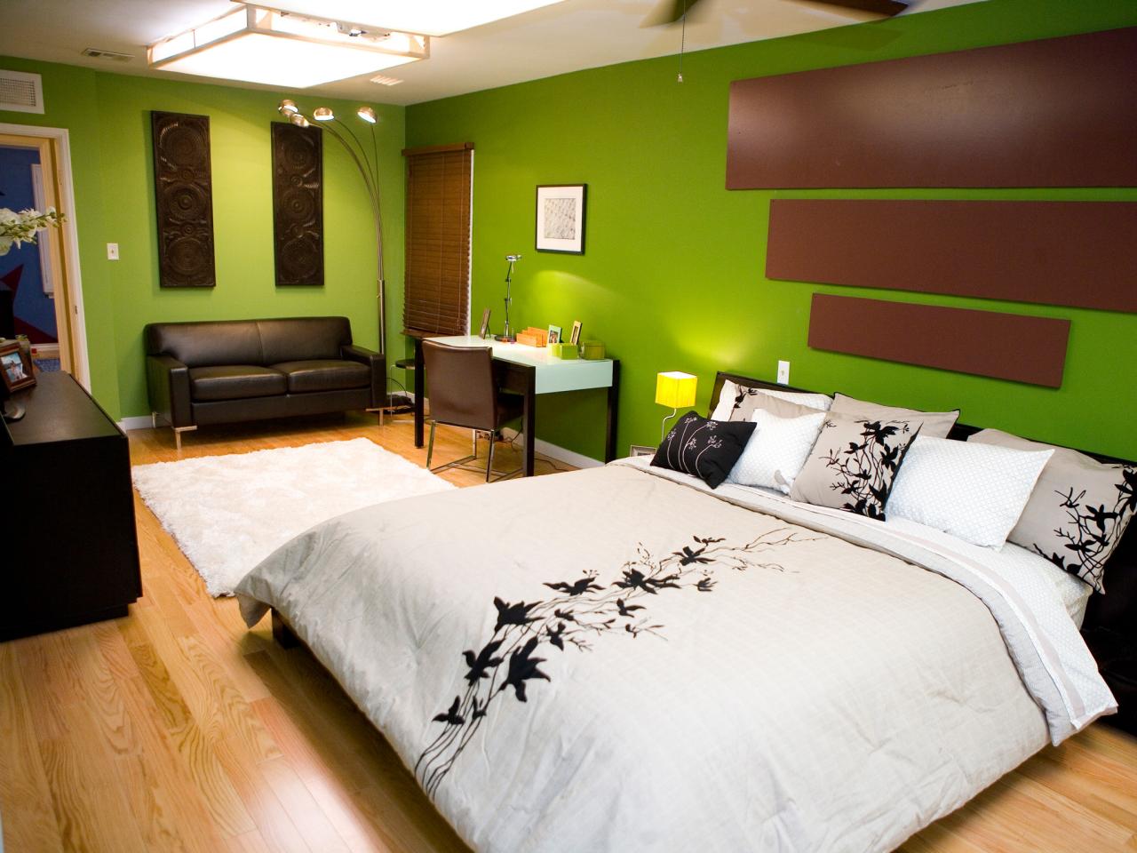 Green paint online colours for bedrooms