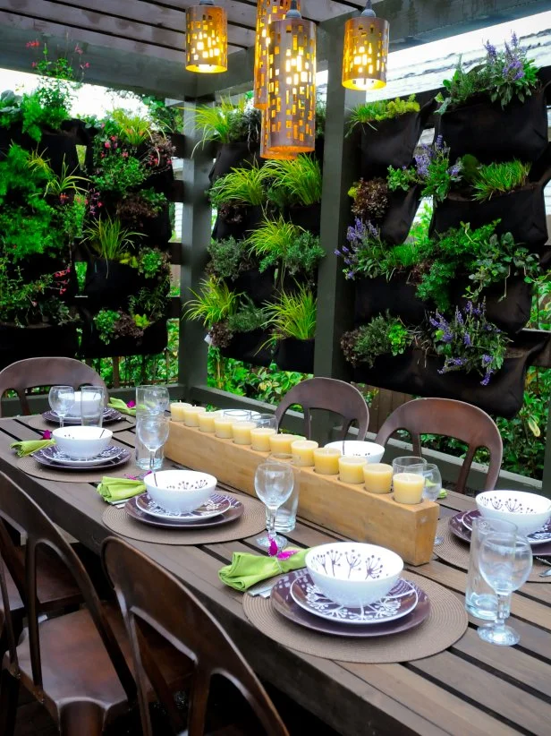 Outdoor Dining Design Ideas: Stunning Inspirations for Your Space 2 Outdoor Dining Design Ideas: Stunning Inspirations for Your Space