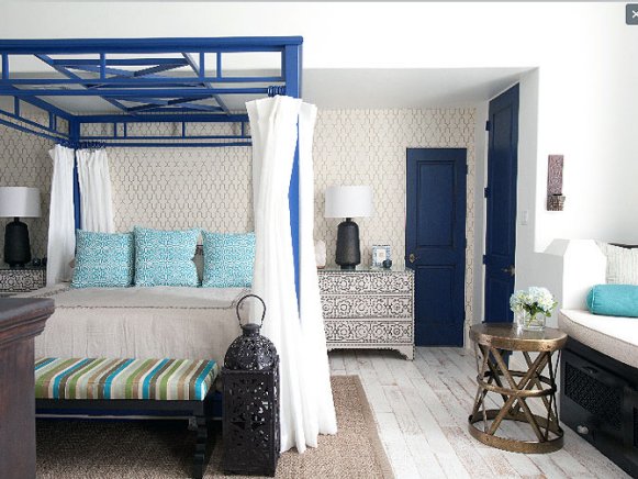 Blue and White Bedroom 