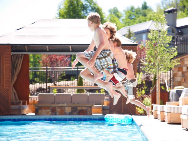 CI-Viceroy-Snowmass-Colorado_kids-jumping-into-pool_s4x3