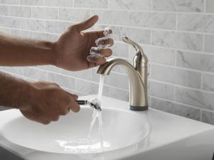 Original_Carley-Knobloch-SSS-universal-design-hands-free-faucet_h