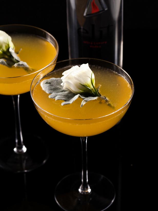 8 Floral Cocktails Perfect For Spring Hgtvs Decorating And Design Blog Hgtv 4638