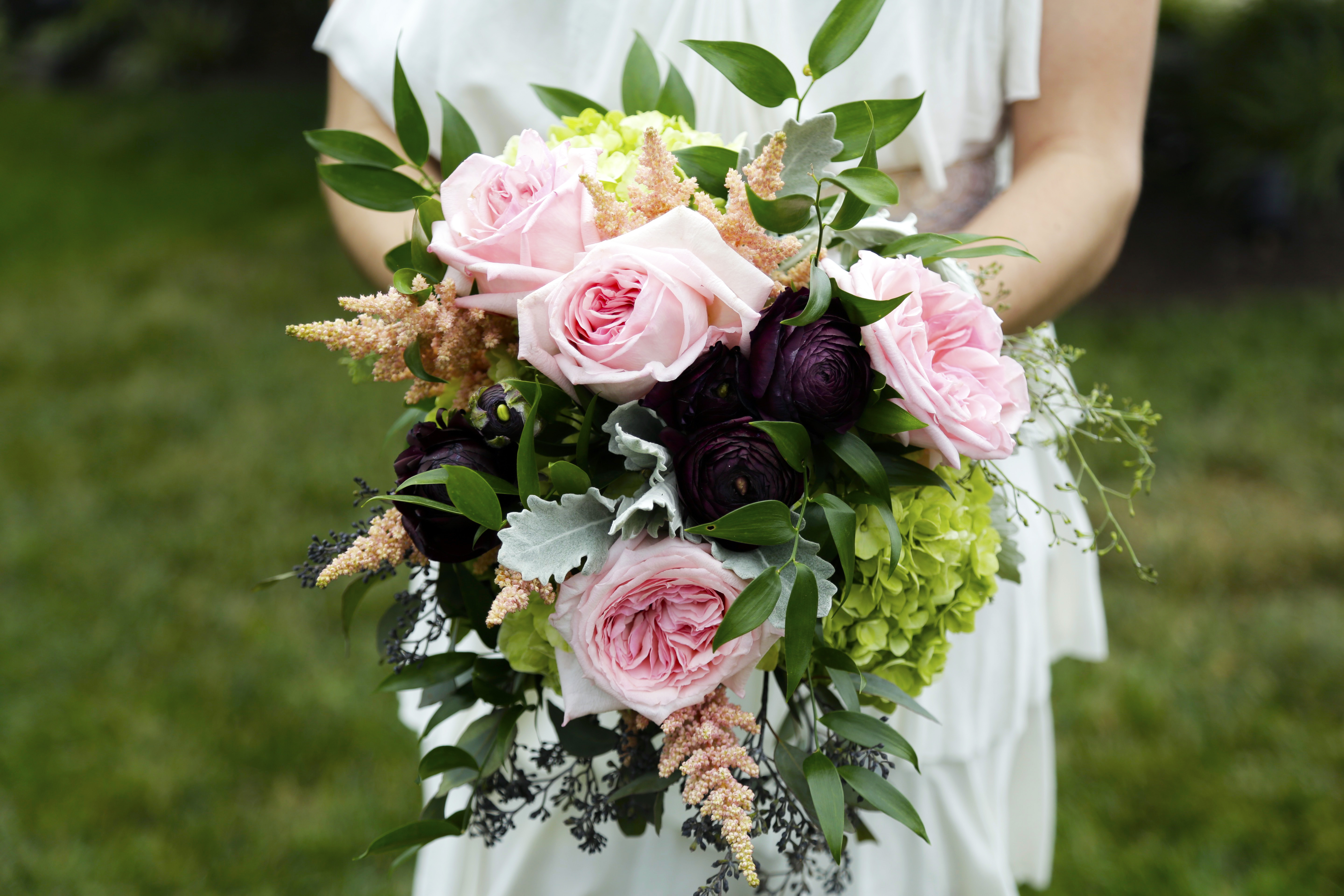 Vintage Artificial Mixed Flowers Bridal Bouquet Wedding Bride/Bridesmaid Flower 