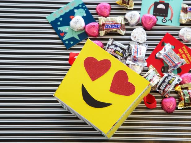 Valentine's Day Emoji Box