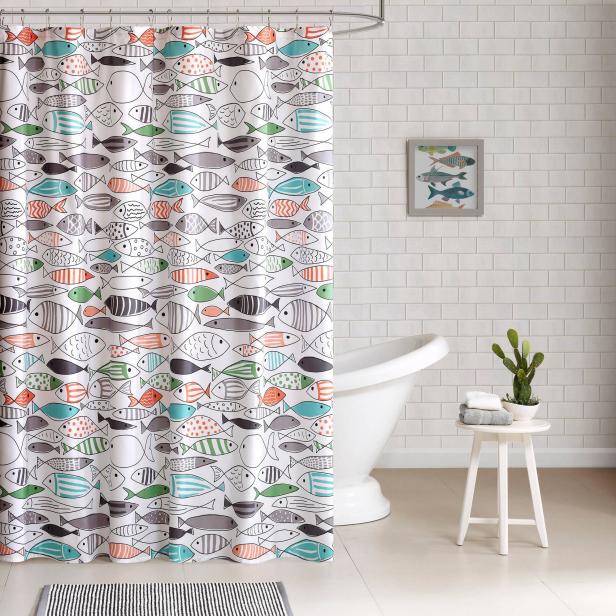  14 Finds to Deck Out Your Bathroom With Beachy Style's Decorating 