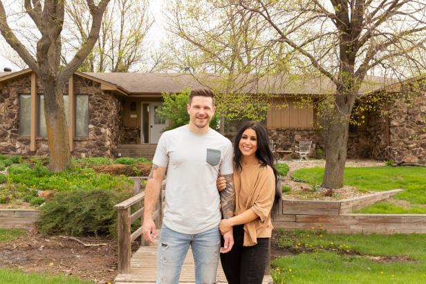 As seen on HGTV’s Farmhouse Fabulous, Chelsea and Cole DeBoer are outside the Kerher-Ligtenberg’s home.