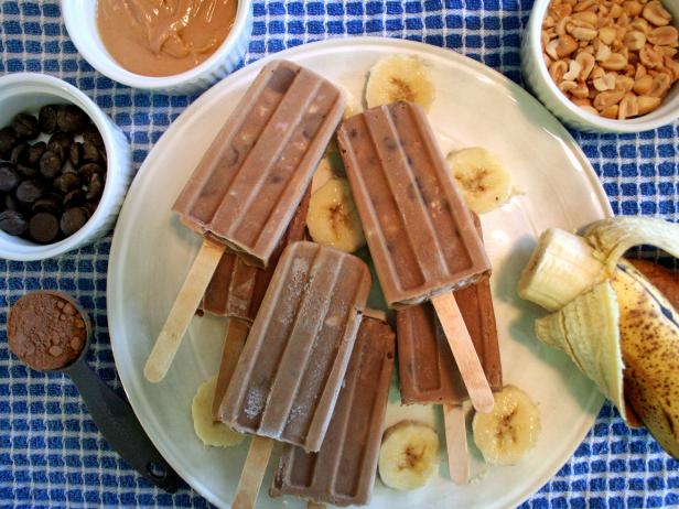 Healthy Peanut Butter, Banana and Chocolate Ice Pops