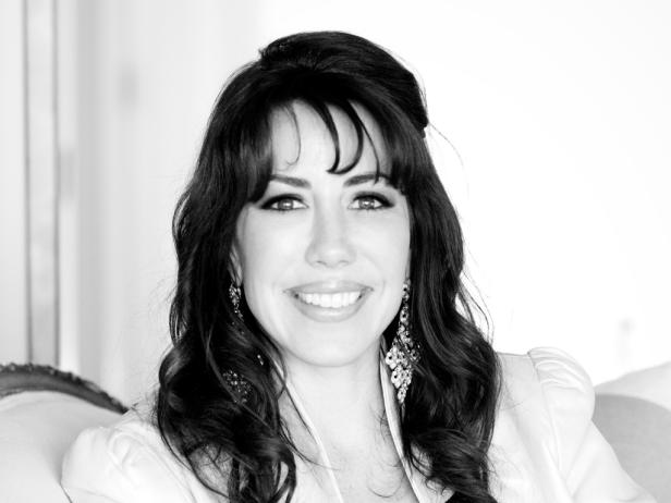 Julie Dodson | HGTV