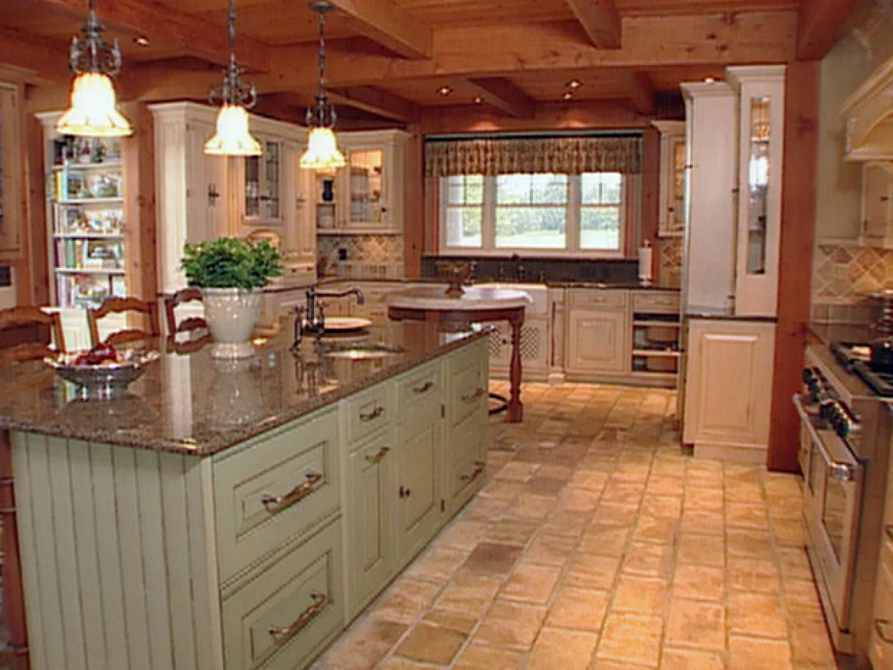 Natural Materials Create Farmhouse-Kitchen Design | HGTV