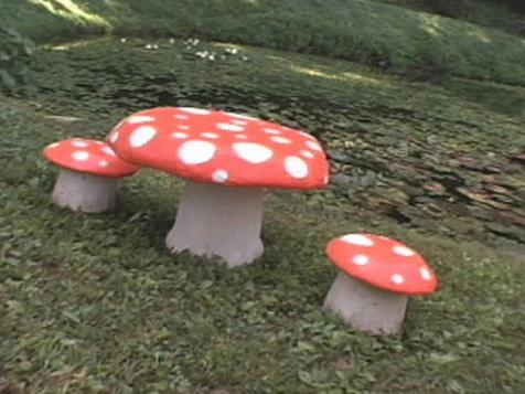 How to Make Toadstool Table and Chairs