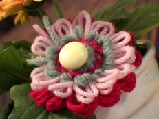 With very few tools you can make these easy flower pins perfect for dressing up hairdos or jackets.