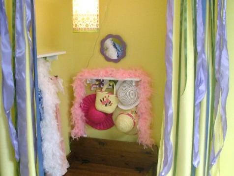 How to Design a Dress-Up Area in a Kid's Room