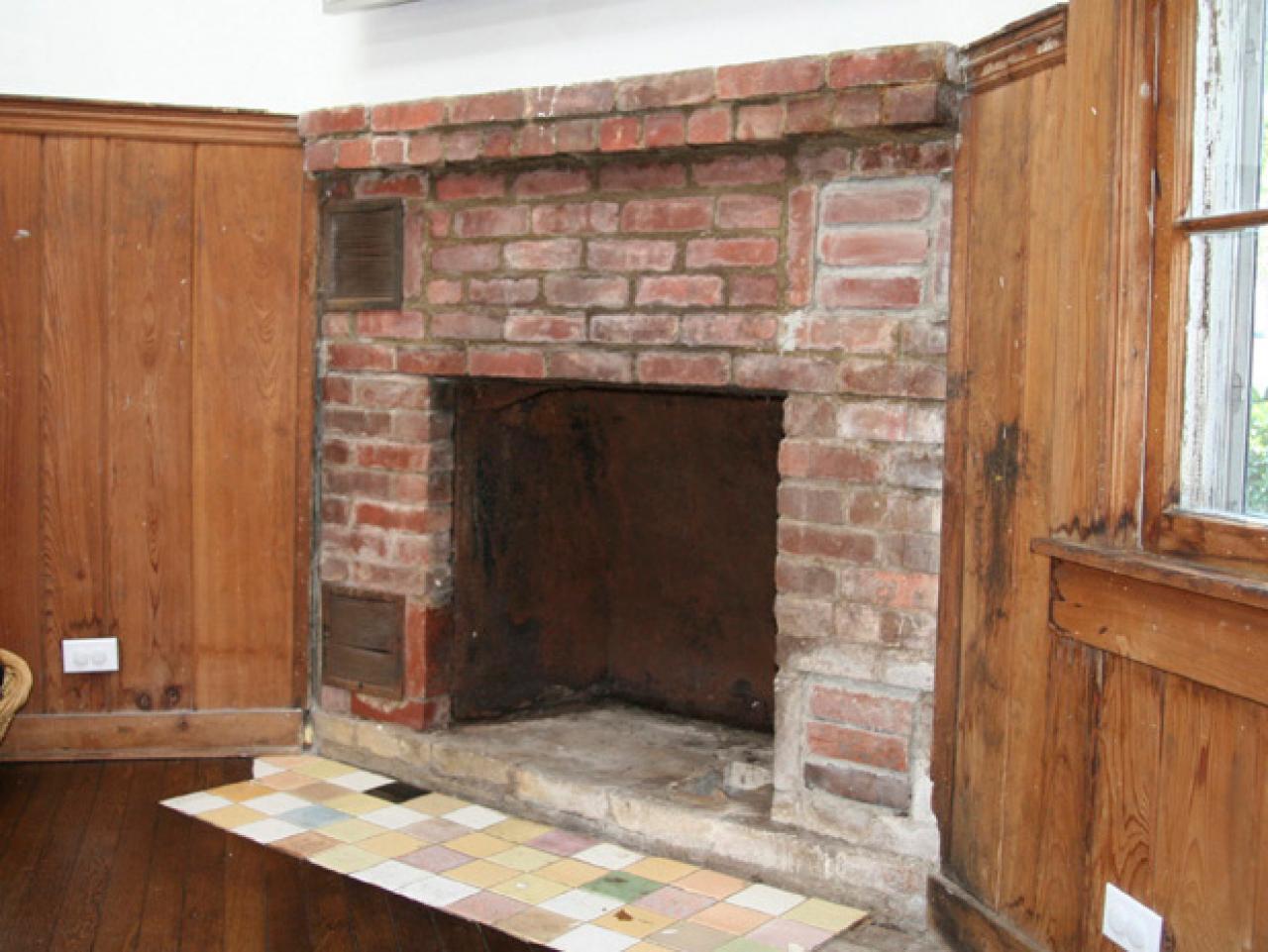 Brick Fireplace With Stone, How To Install Stone Veneer Over Tile Fireplace