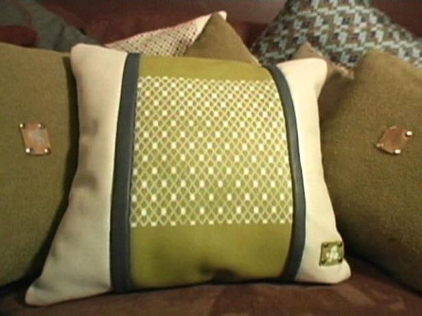  How to Make a Silk Screened Pillowcase