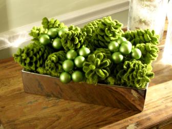 Green Centerpiece for a Holiday Table