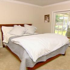 hclrs111_bef1_bedroombefore