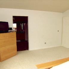 HCLRS113_bef2_dresser