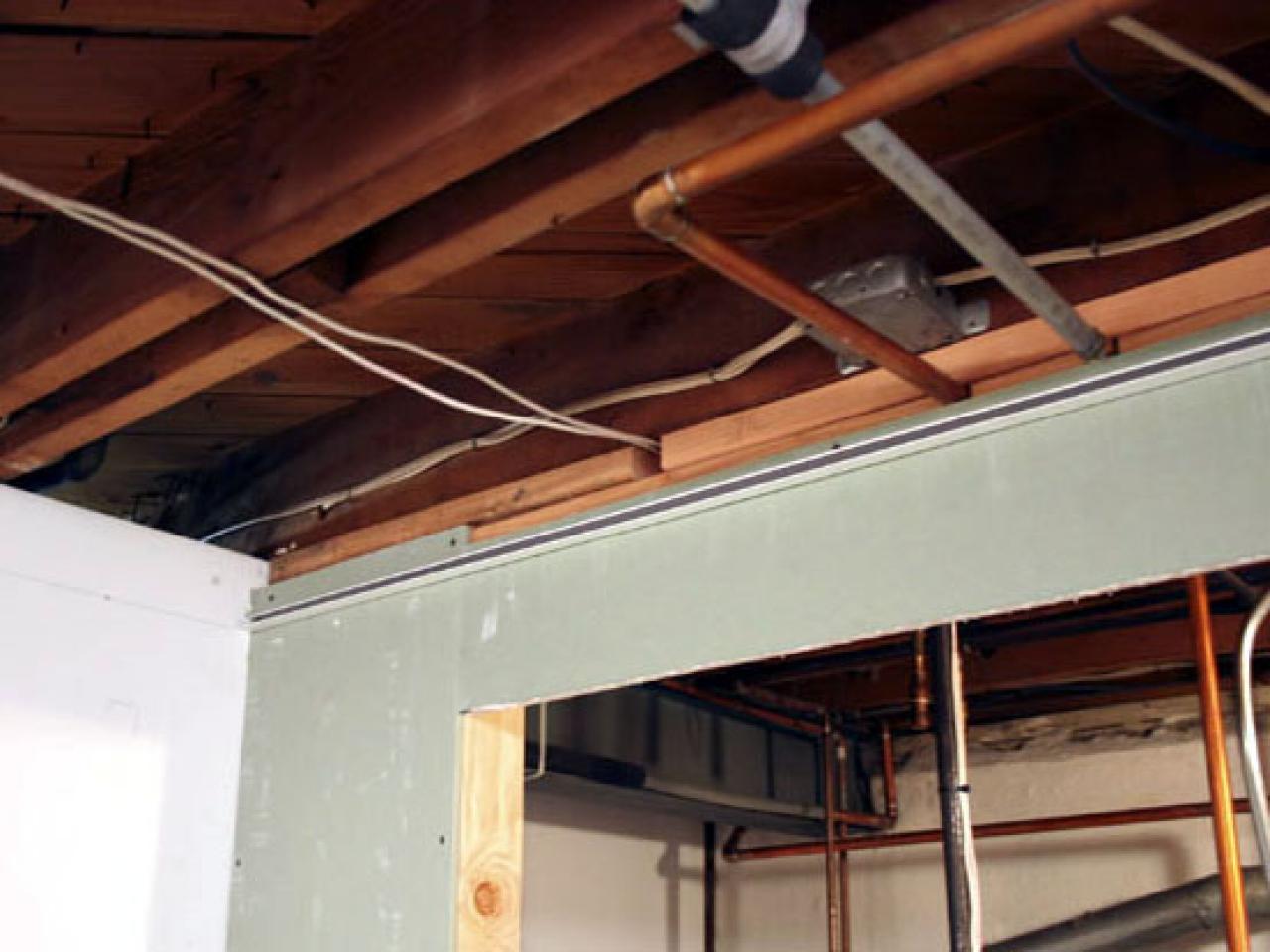 Installing A Drop Ceiling In Basement Laundry - How To Put Up Ceiling Tiles In Basement