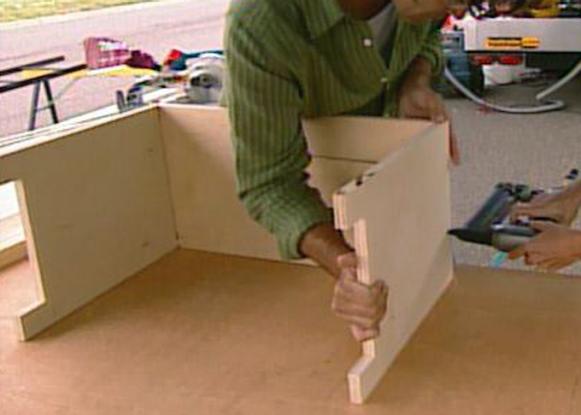 Building Wood Bench