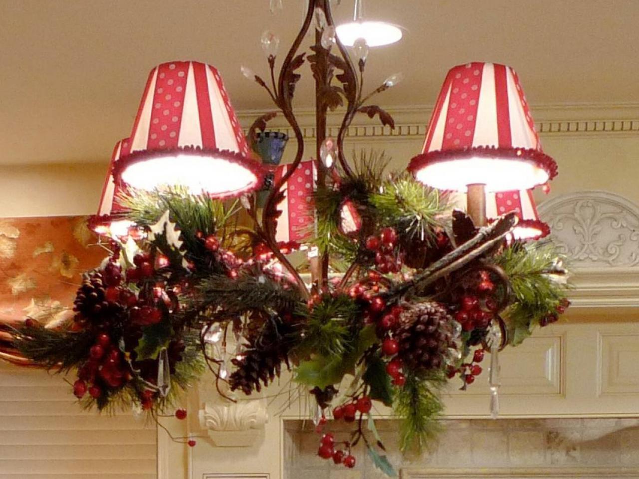 Easy Embellished Holiday Lampshades, Decorating Lamp Shades With Ribbon