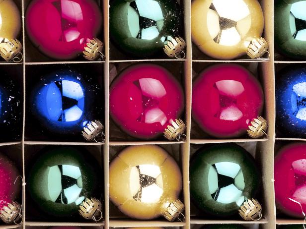 Holiday Organization: Top Tips From Leading Experts to Keep You Sane This Season | HGTV