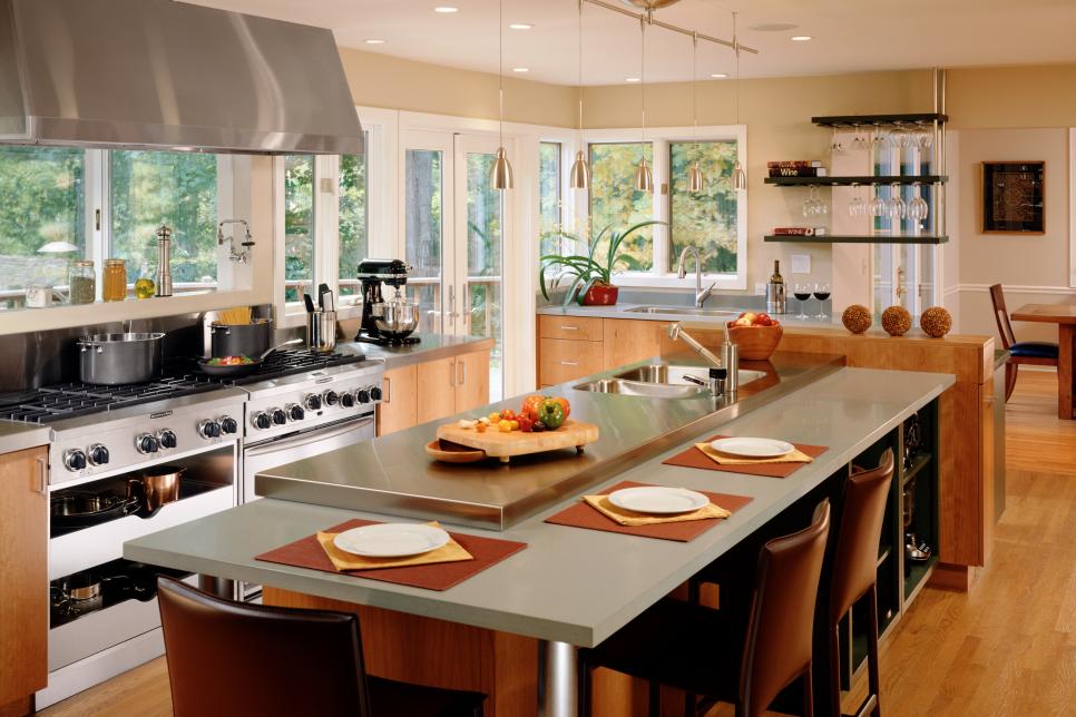 Kitchen Design: 10 Great Floor Plans | HGTV