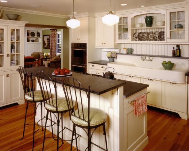 Farmhouse Kitchen Decor - Cottage style decorating, renovati