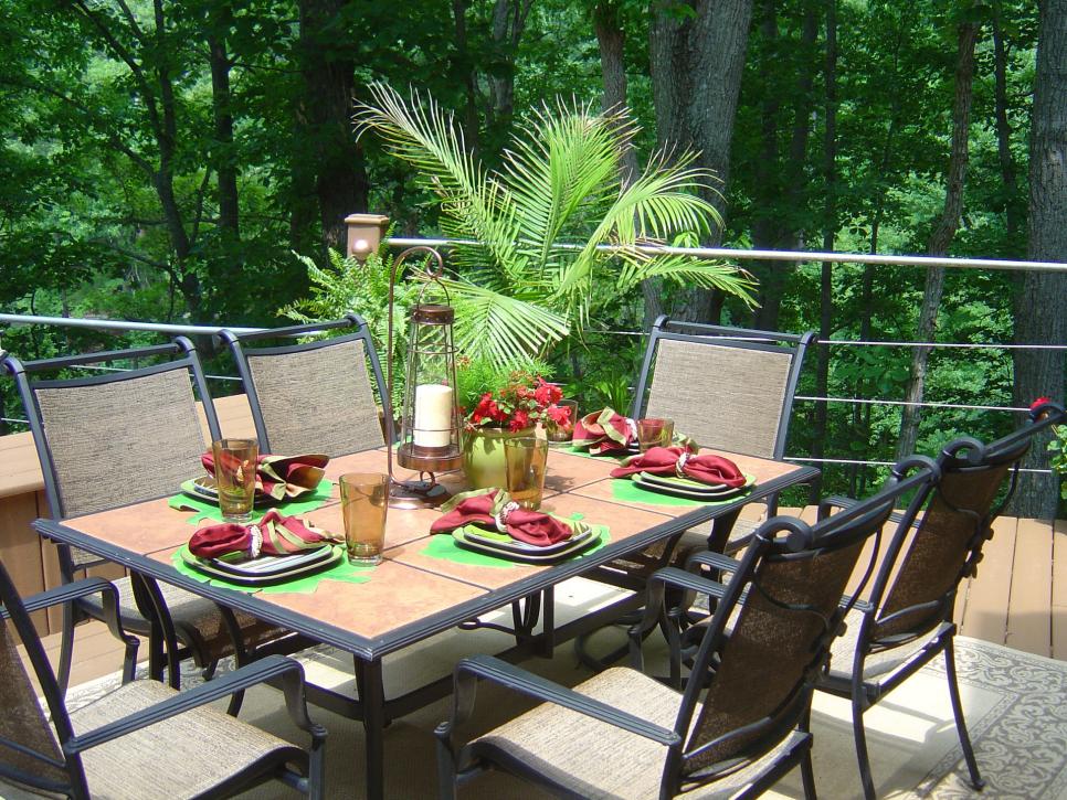 Outdoor Dining Table | HGTV