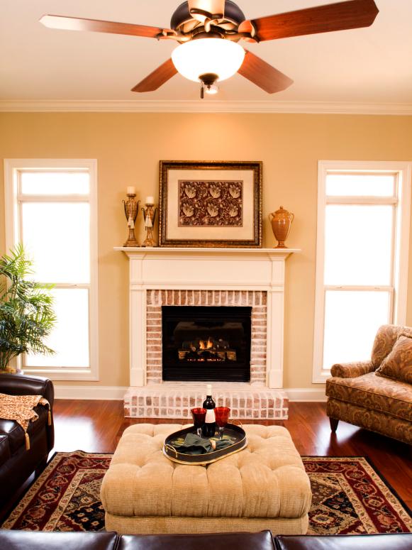 Living Room With Ceiling Fan