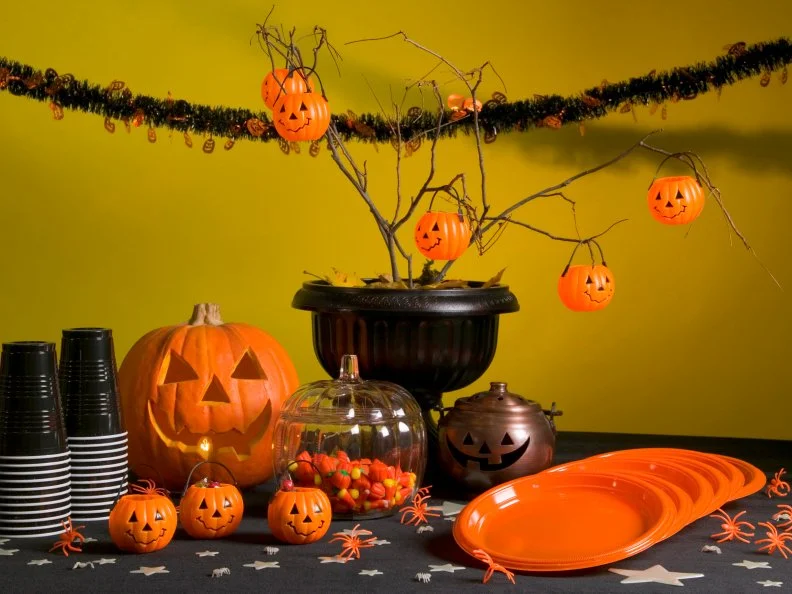 Halloween Party Decor
