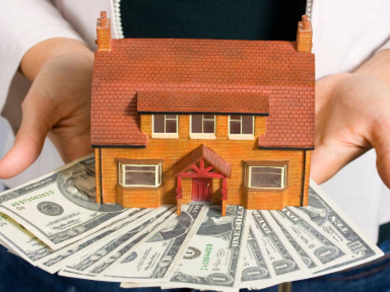 How to get money deals to buy a house