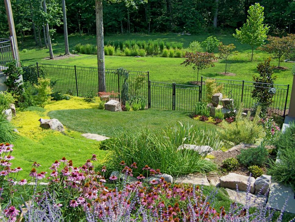 Backyard landscape photos ideas