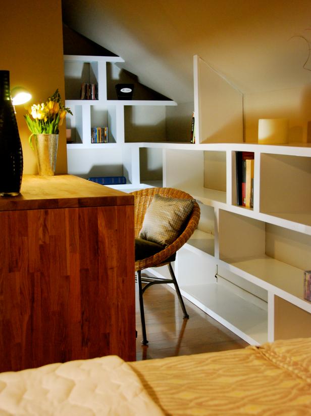 Small-Space Home Office Furniture