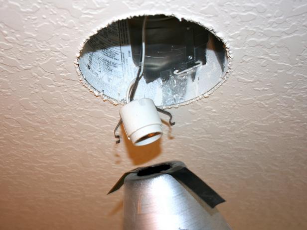 Replace Recessed Light With A Pendant, How To Remove Halogen Light Fixture From Ceiling