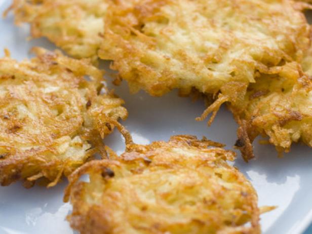 Quick and Easy Potato Latkes | HGTV