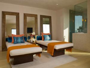 Mellow Colors, Comfy Beds Create Relaxing Meditation Room