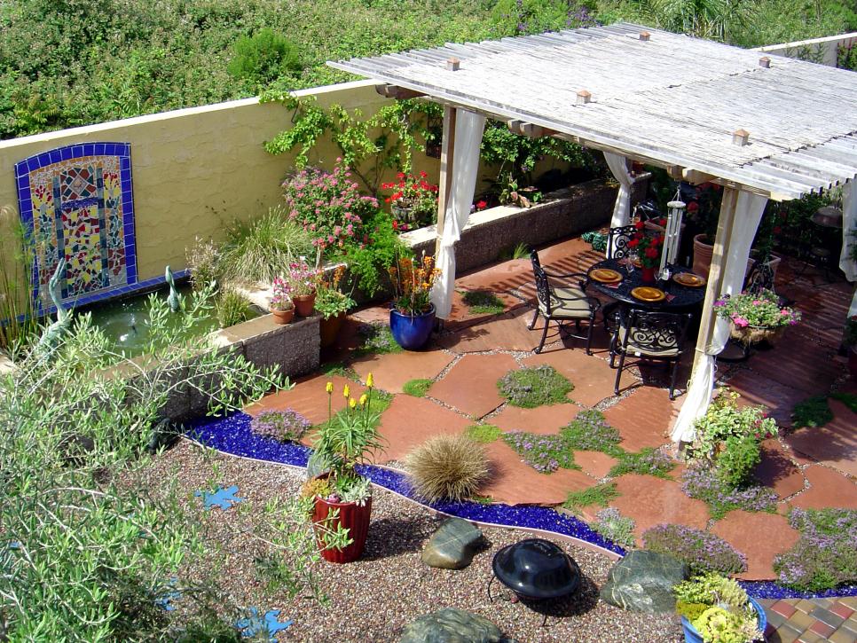 12 Outdoor Flooring Ideas, Patio Flooring Ideas Over Dirt