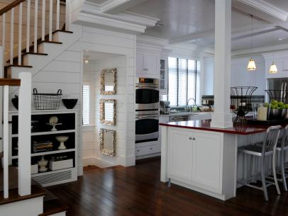 12 Cozy Cottage Kitchens Hgtv