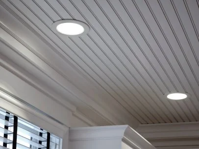 Installing can lights in ceiling outlet