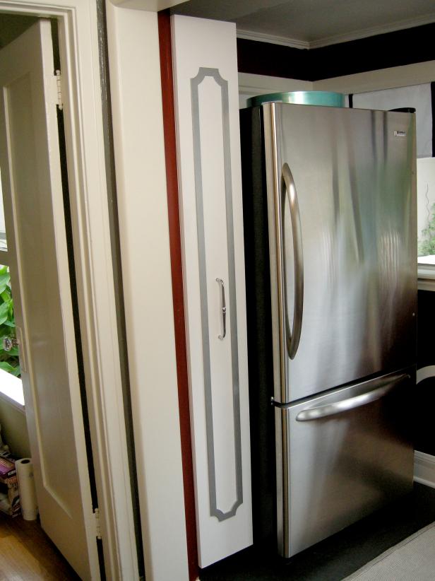 Vertical Pull Out Cabinet, Diy Vertical Sliding Cabinet Door