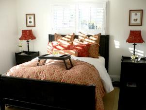 Hultgren traditional red yellow bedroom