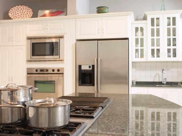 Selecting Countertops, What Are Standard Kitchen Countertops Made Of