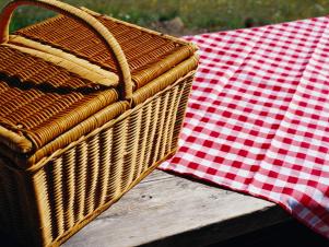 Checkered Tablecloth for Picnic