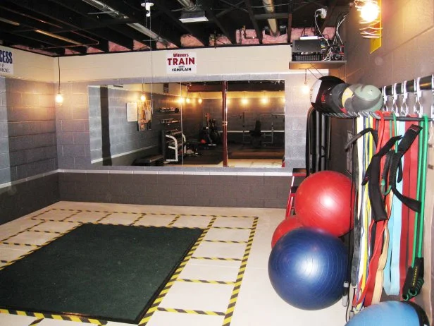 Home Gym Paint Schemes: Transform Your Space with Bold Colors