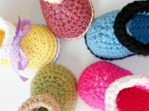 ShareMyCraft_genevive2-baby-booties-crochet_s4x3