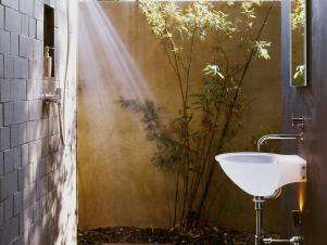 CI-David-Hertz-Architects_outdoor-shower-sink_s3x4