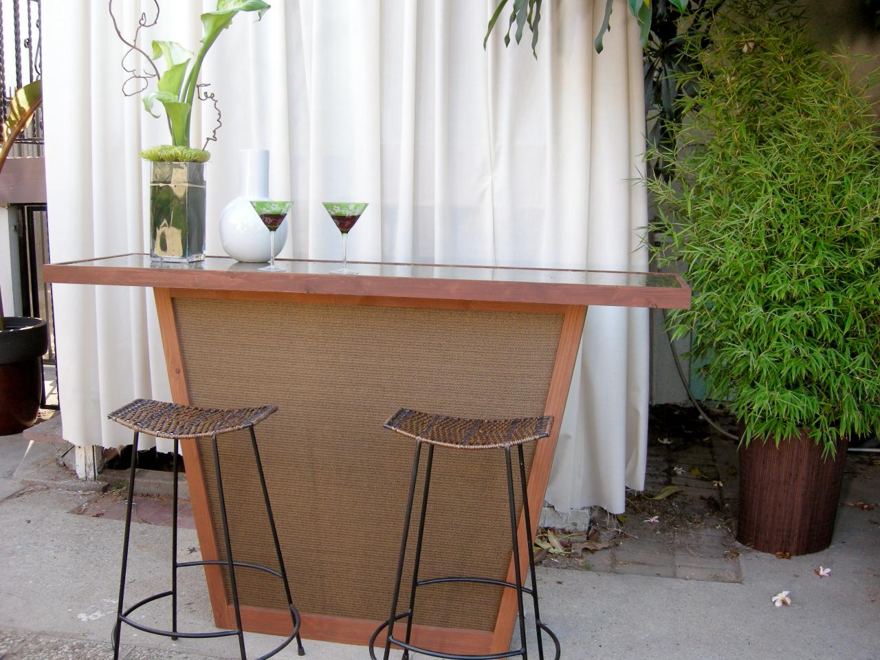 Build An Outdoor Bar With A Pebble Top, Outdoor Bar Table Top Ideas