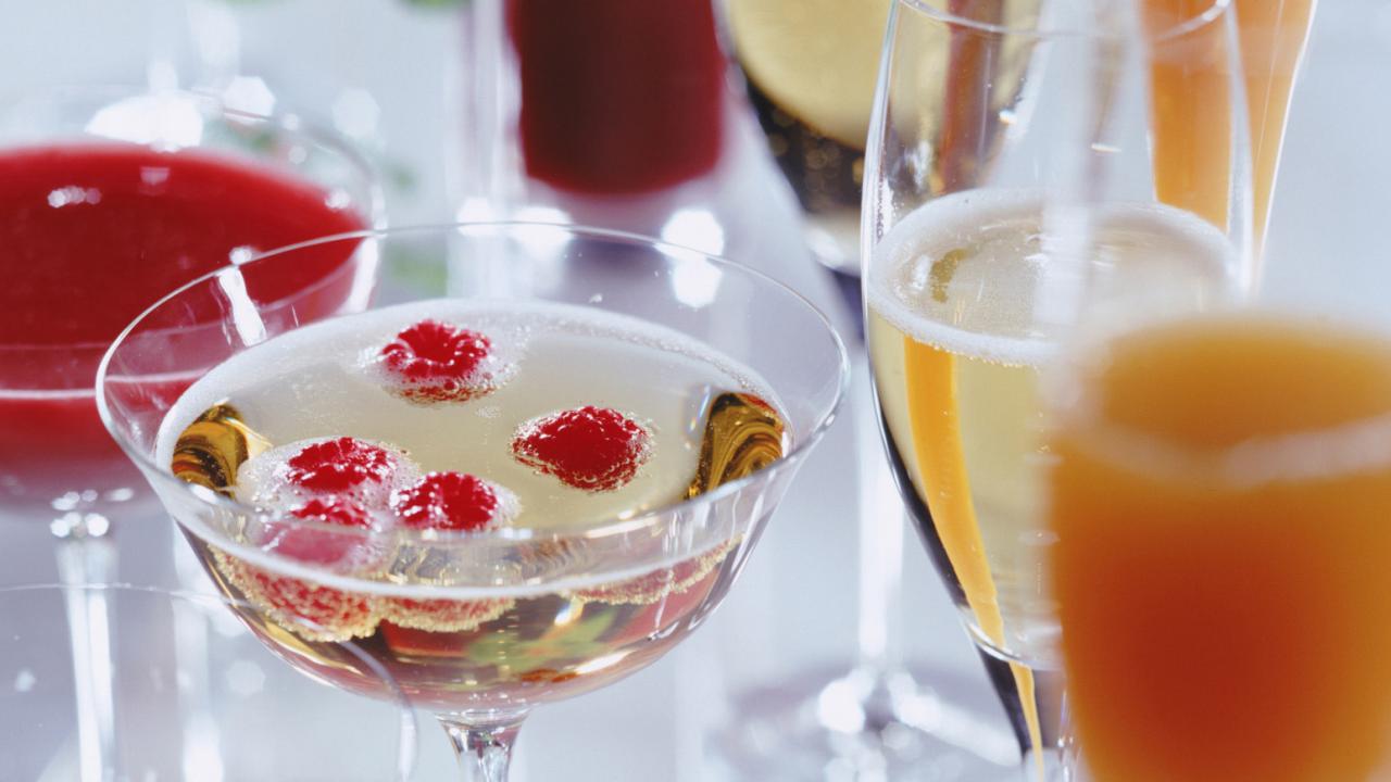 New Year's Eve Mocktail with Ball Drop Ice Recipe • Really, Are