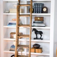Sophisticated Shelf Display